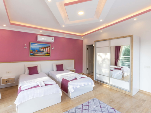  gece  -  Kasım
  | Kalkan Akbel Villa: Doğa Manzaralı, Jakuzili, Korunaklı Havuzlu, 4 Kişilik